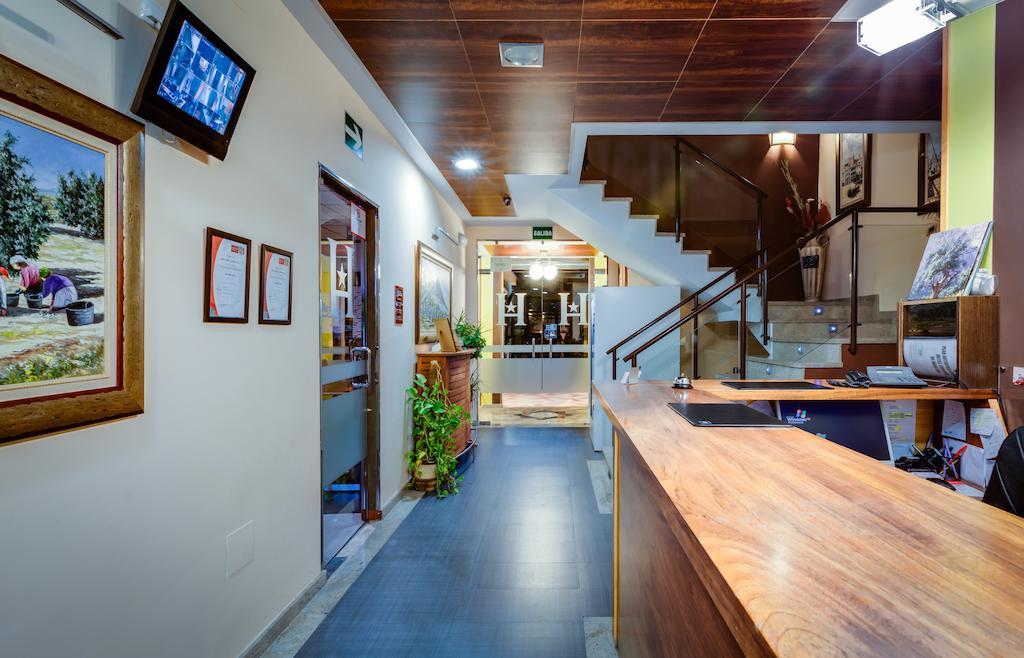 Hotel Ciudad De Martos Εξωτερικό φωτογραφία